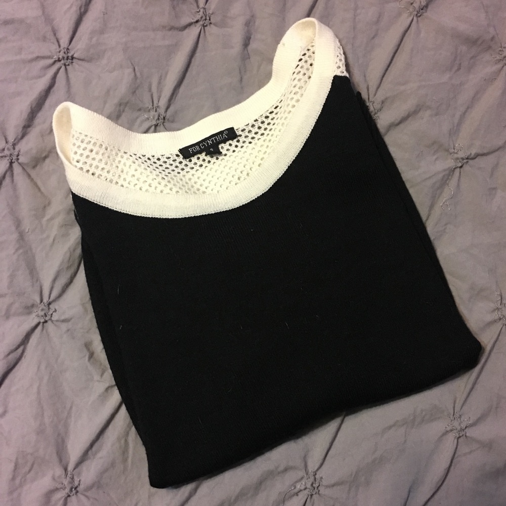 For Cynthia Lace back black and white long sleeve